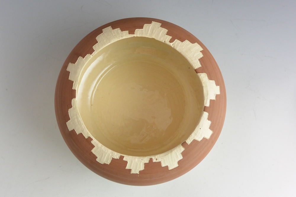 Ute Mountain Indian Tribe Pottery Bowl Signed C. House | EBTH