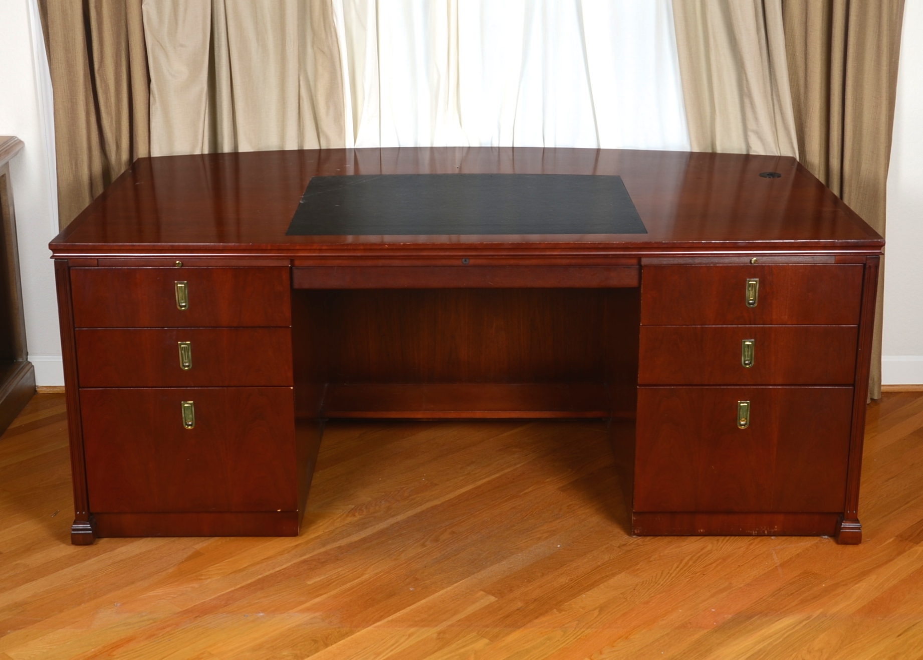 Cherry Executive Desk By Darran Furniture Ebth