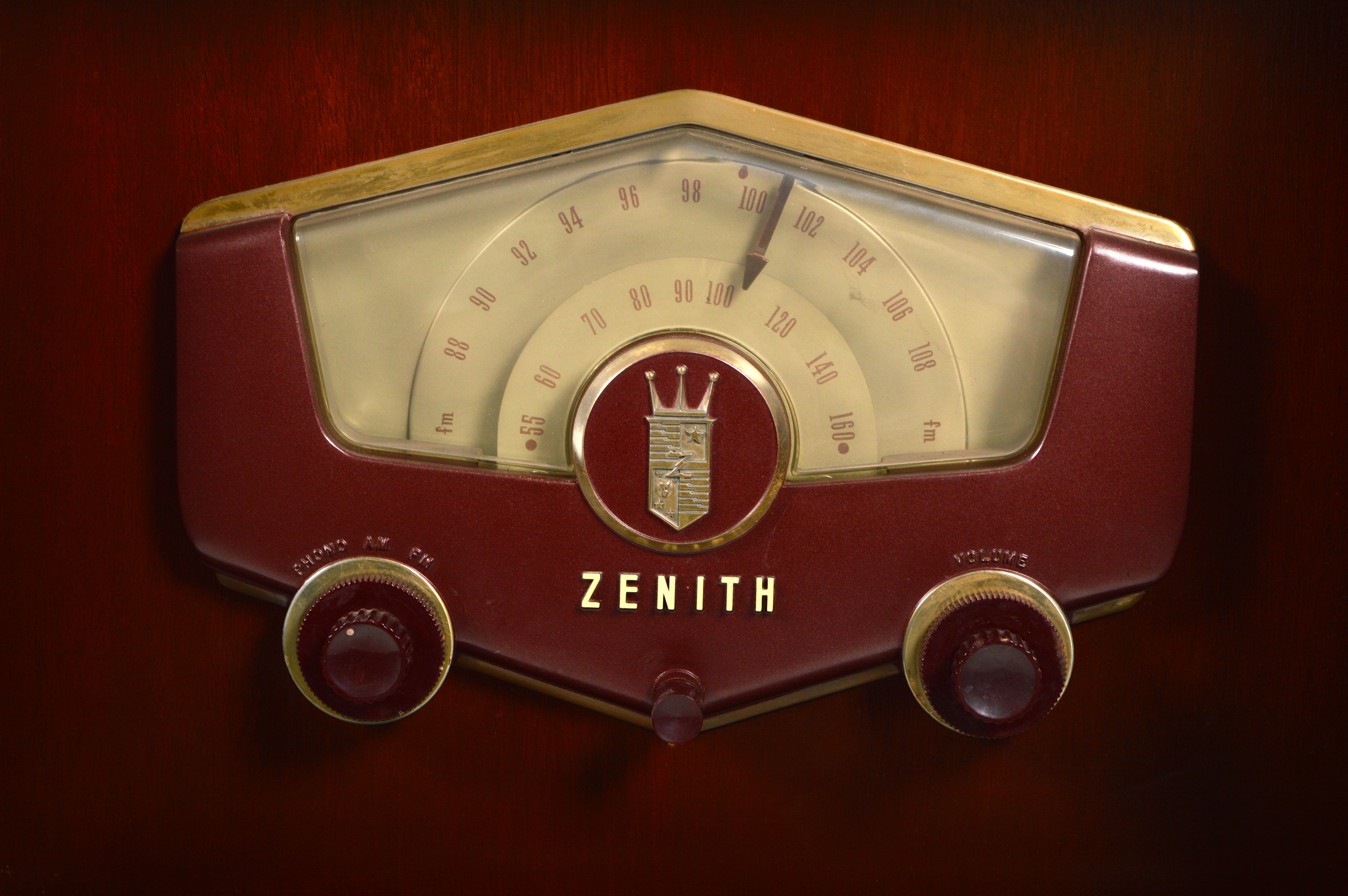 1950s Zenith Cobramatic Turntable And Radio EBTH