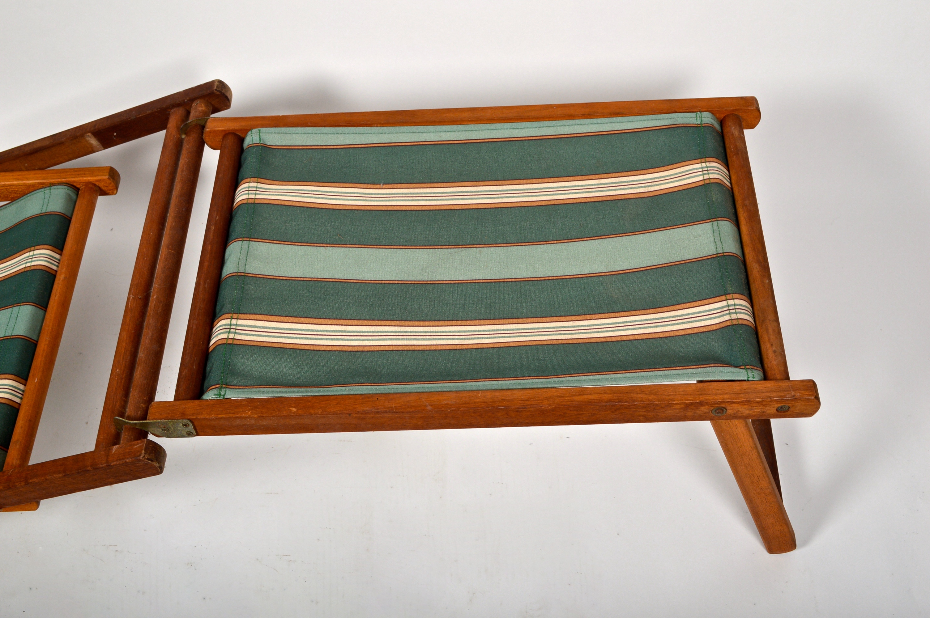 Outdoor Folding Reclining Chair And Footstool EBTH