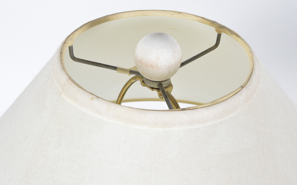 Pair of Ceramic Table Lamps with Hanging Cow Skulls EBTH