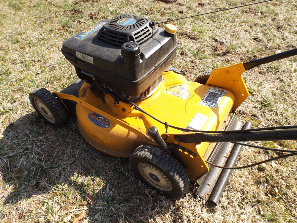 Cub Cadet Kawasaki SR 621 6 Speed SelfPropelled Lawn Mower EBTH