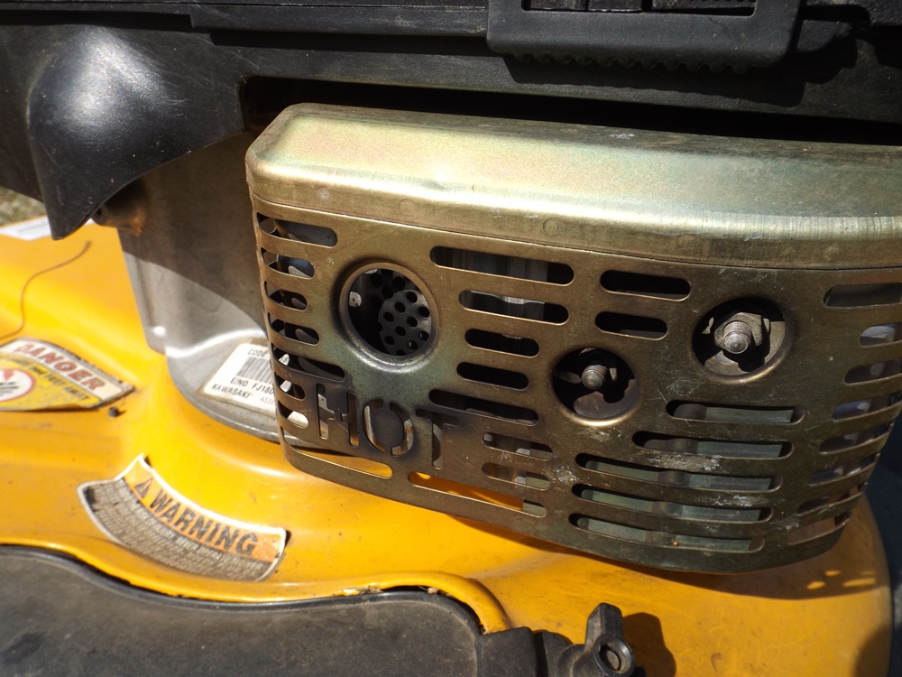 Cub Cadet Kawasaki SR 621 6 Speed SelfPropelled Lawn Mower EBTH