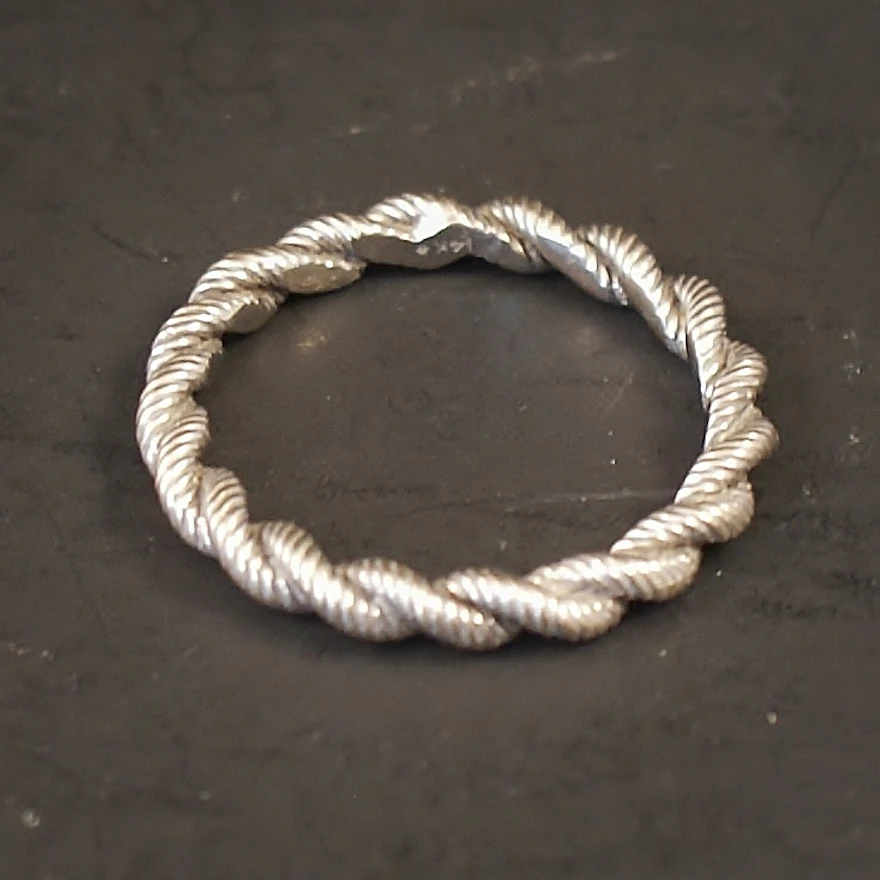 14K White Gold Twisted Rope Ring | EBTH