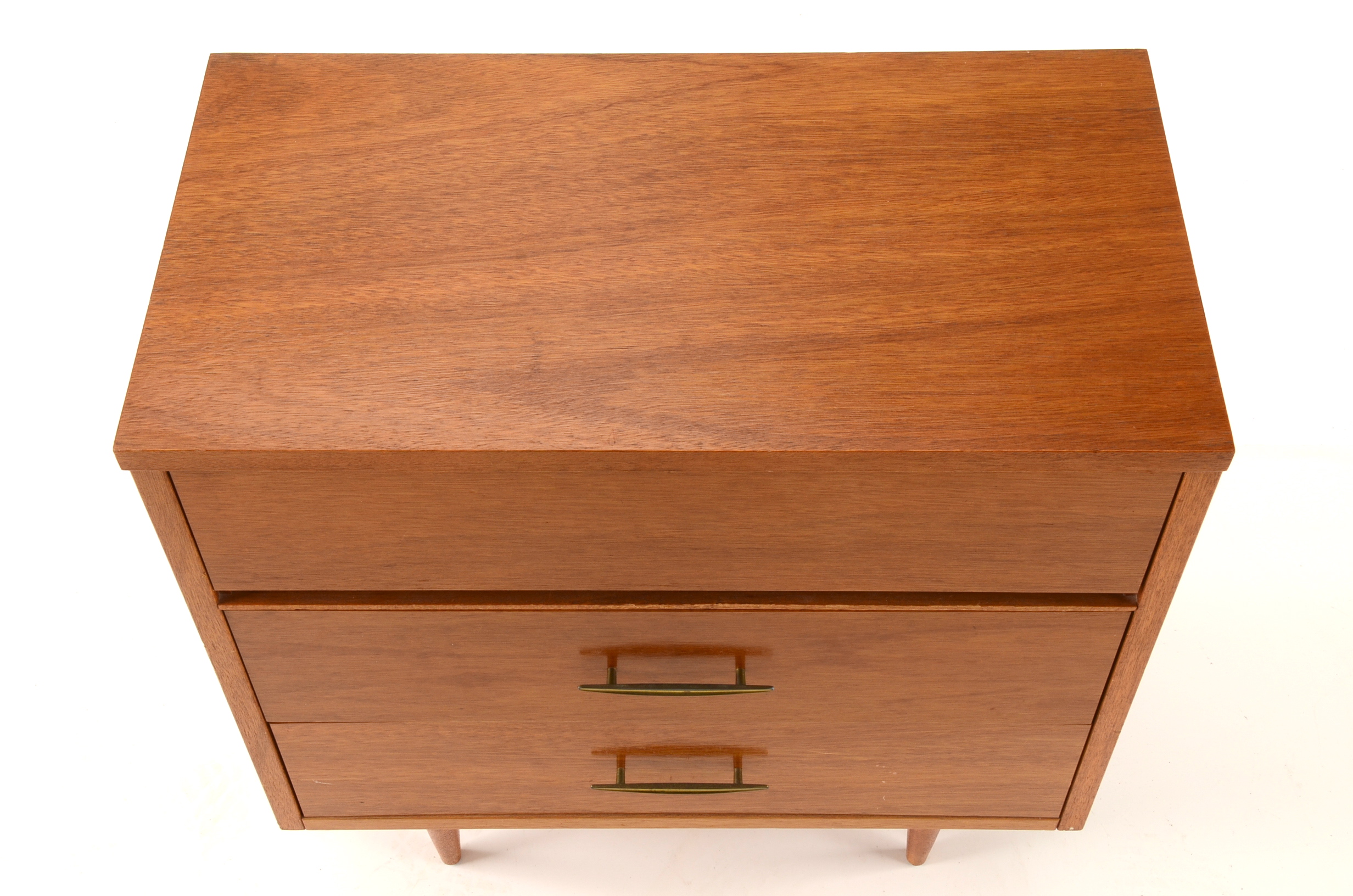 Pair of Mahogany Nightstand / Chests EBTH