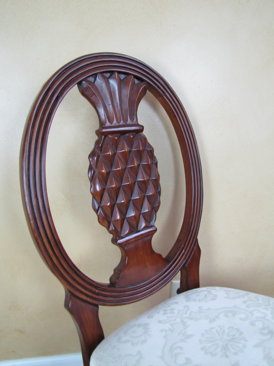 Set of Four Pineapple Back Dining Chairs EBTH