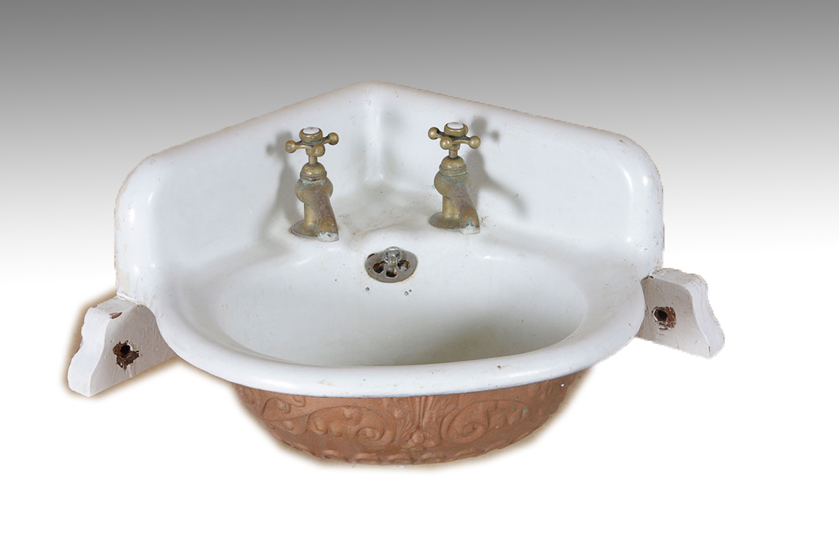 Cast Iron Antique Corner Sink EBTH