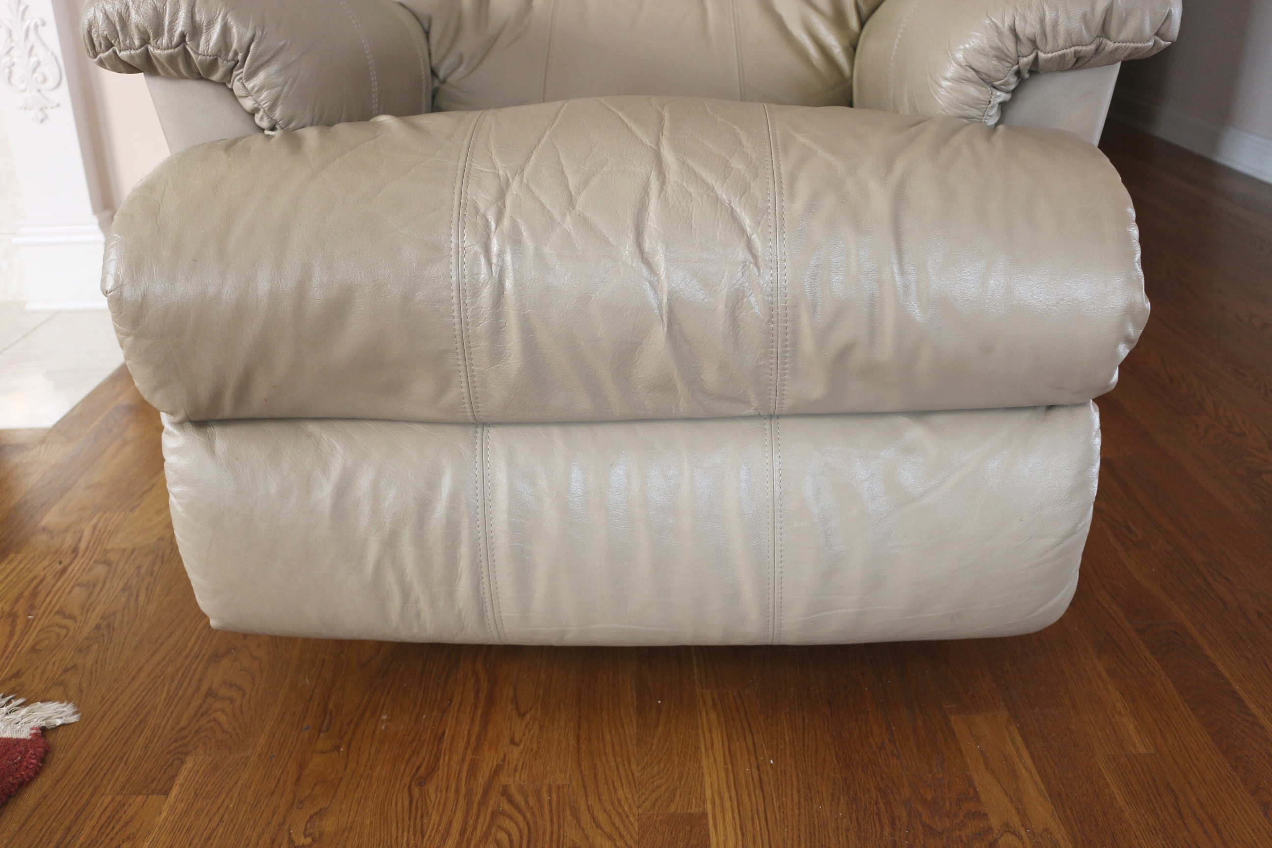 LazyBoy Leather Swivel Recliner EBTH