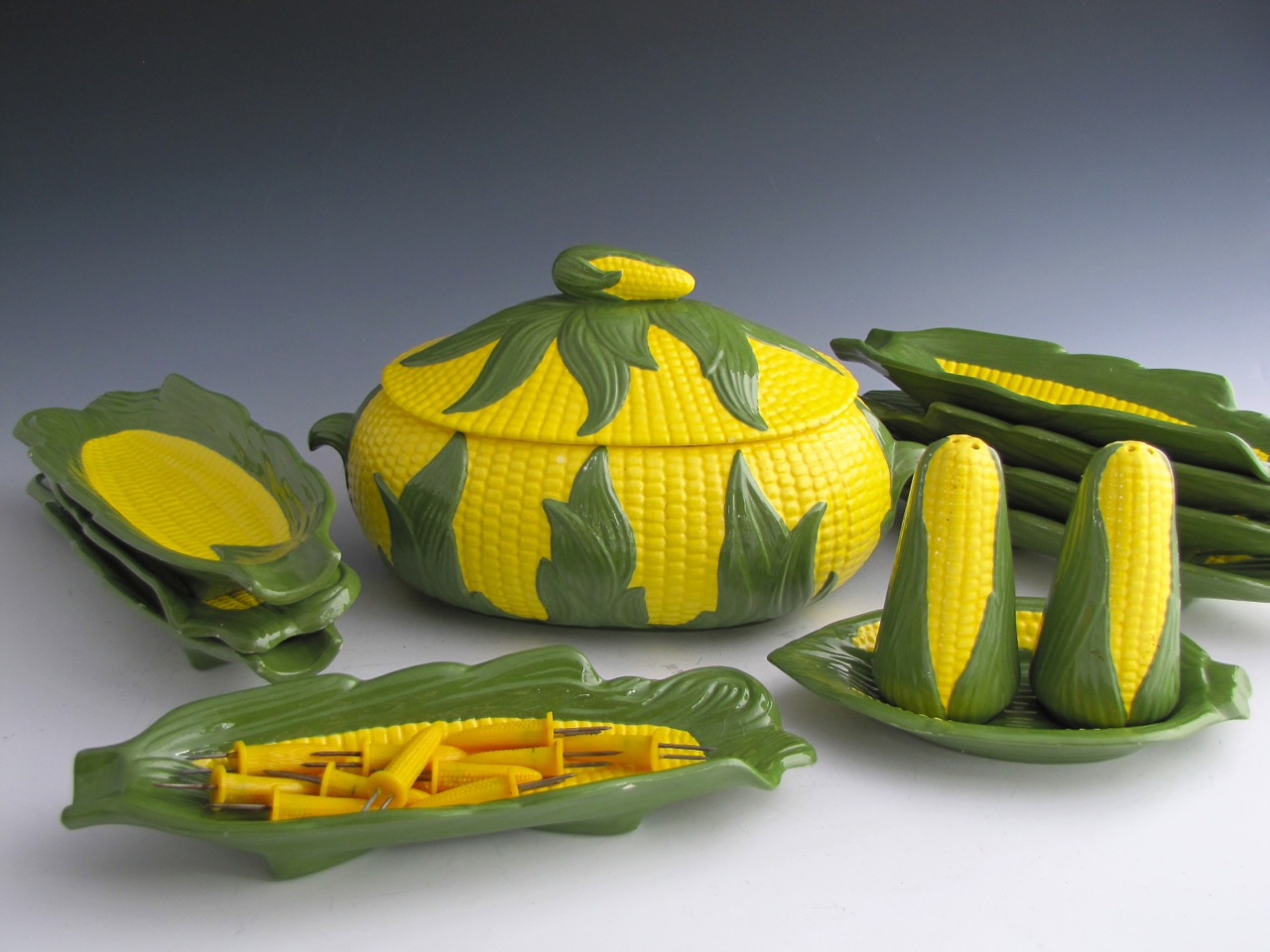 ceramic corn on the cob dishes