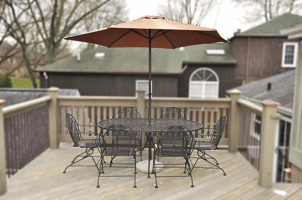 Black Metal Patio Set for Six EBTH