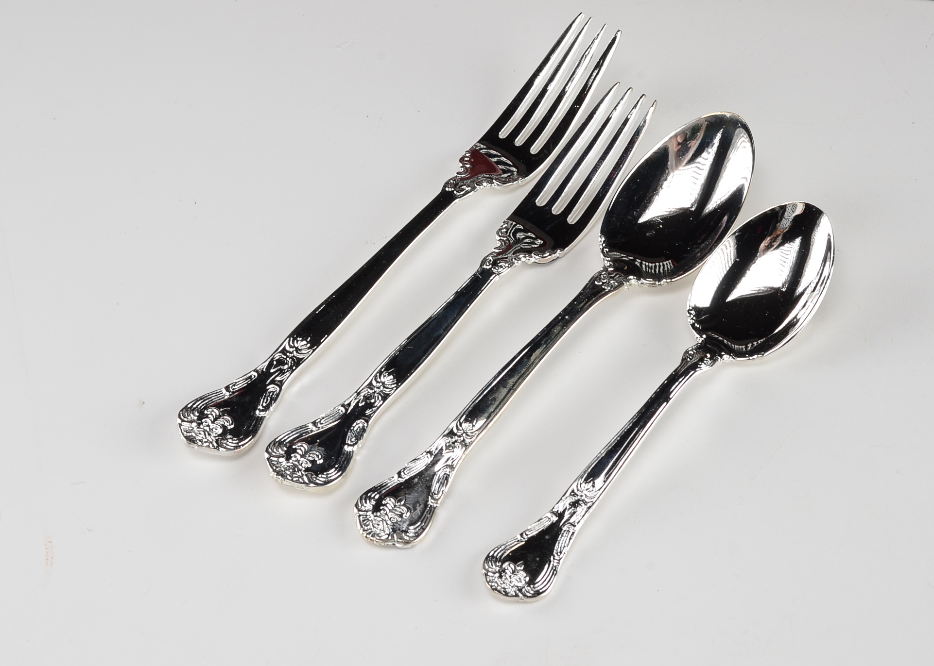 Godinger "Grand Master" Silver Plate Flatware Set EBTH