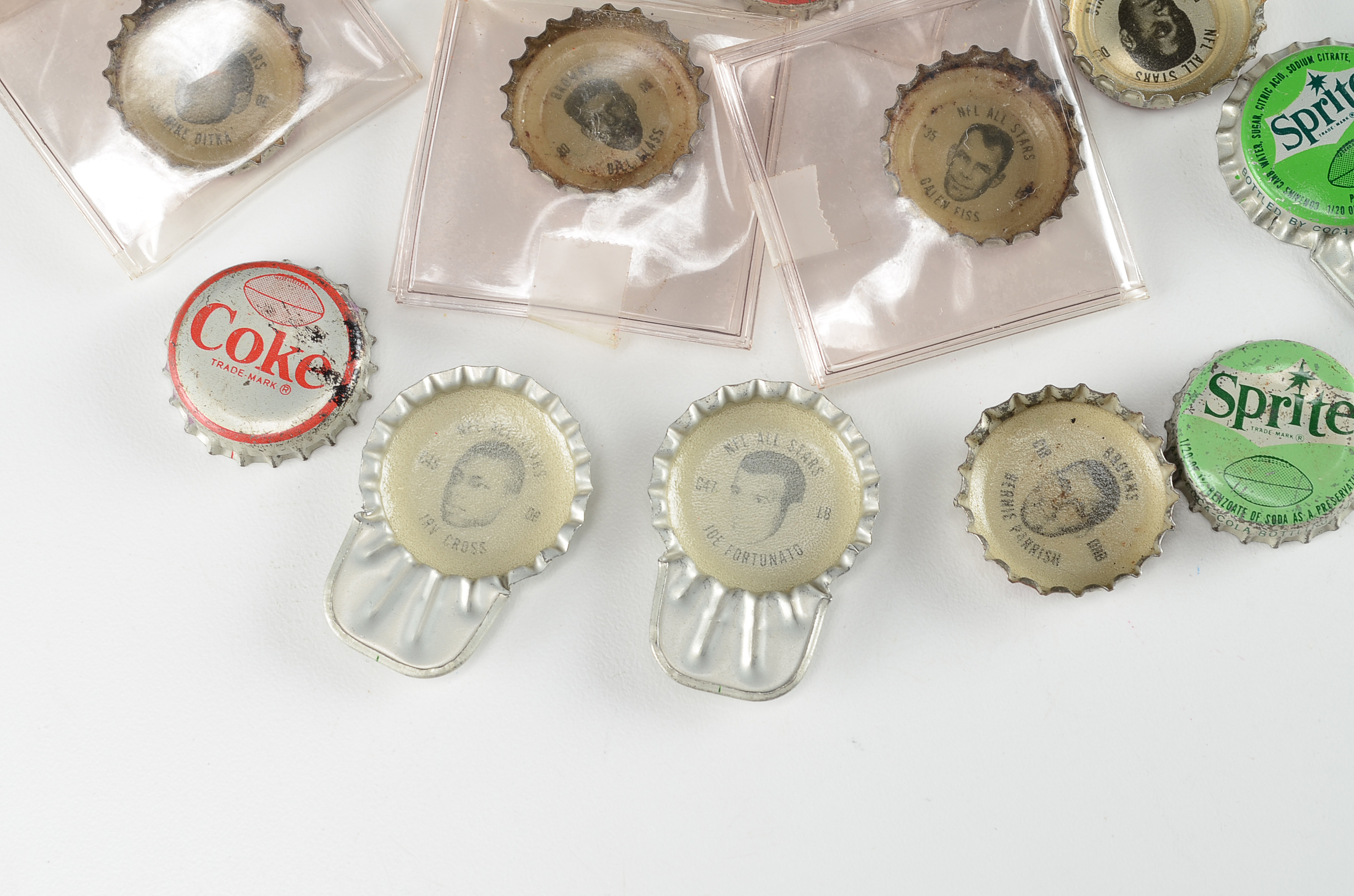 1960s Coke NFL Football Player Photo Bottle Caps EBTH