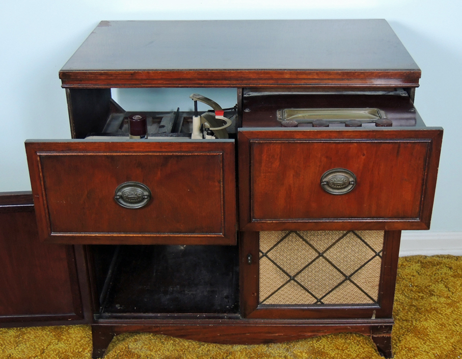 1950s Console Phonograph AM/FM Stereo EBTH