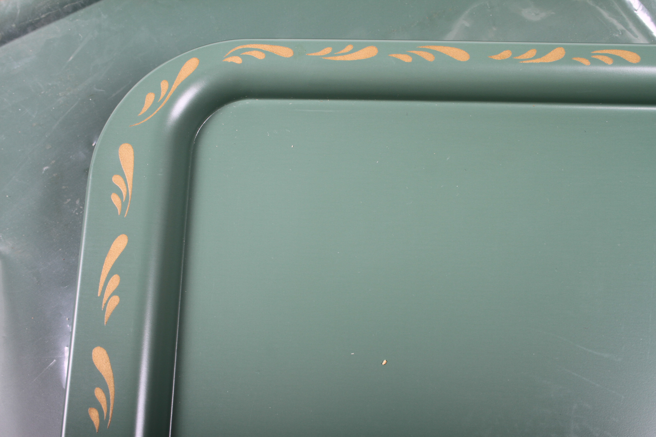 Set of Vintage Nashco Tin Metal TV Dinner Trays EBTH