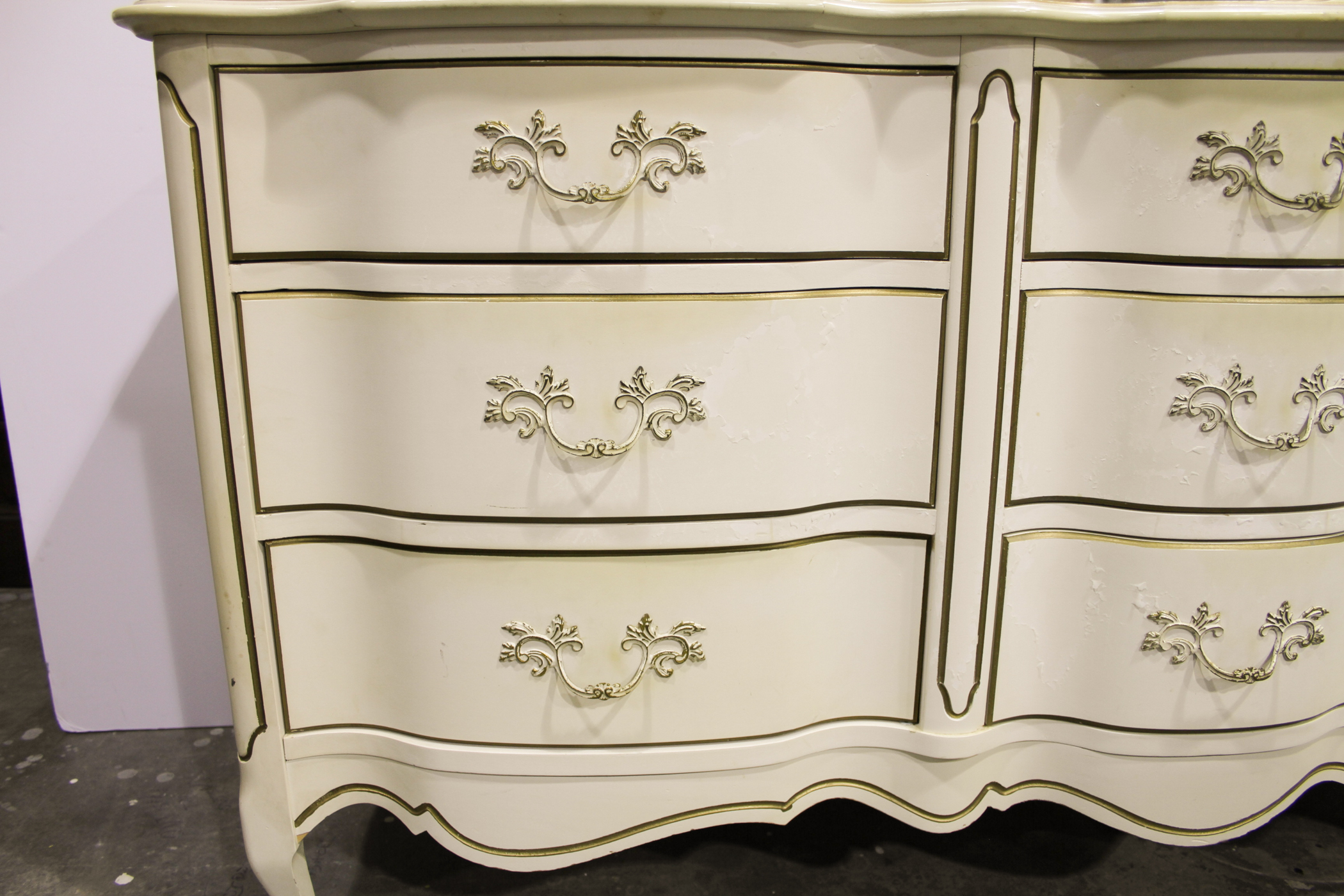 Johnson/Carper French Provincial Style Dresser with Mirror EBTH