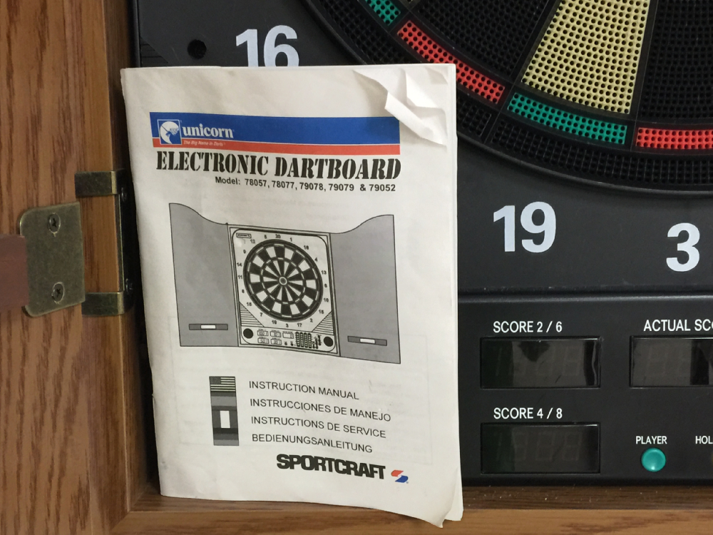 Electronic Sportcraft Unicorn Dartboard and Darts EBTH
