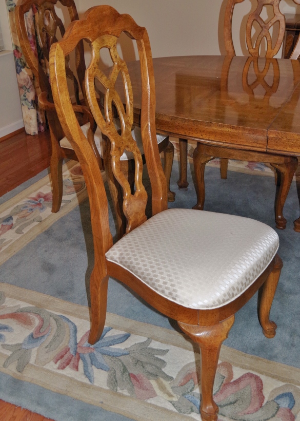 Unique Furniture Makers Pecan Dining Room Table and Chairs EBTH