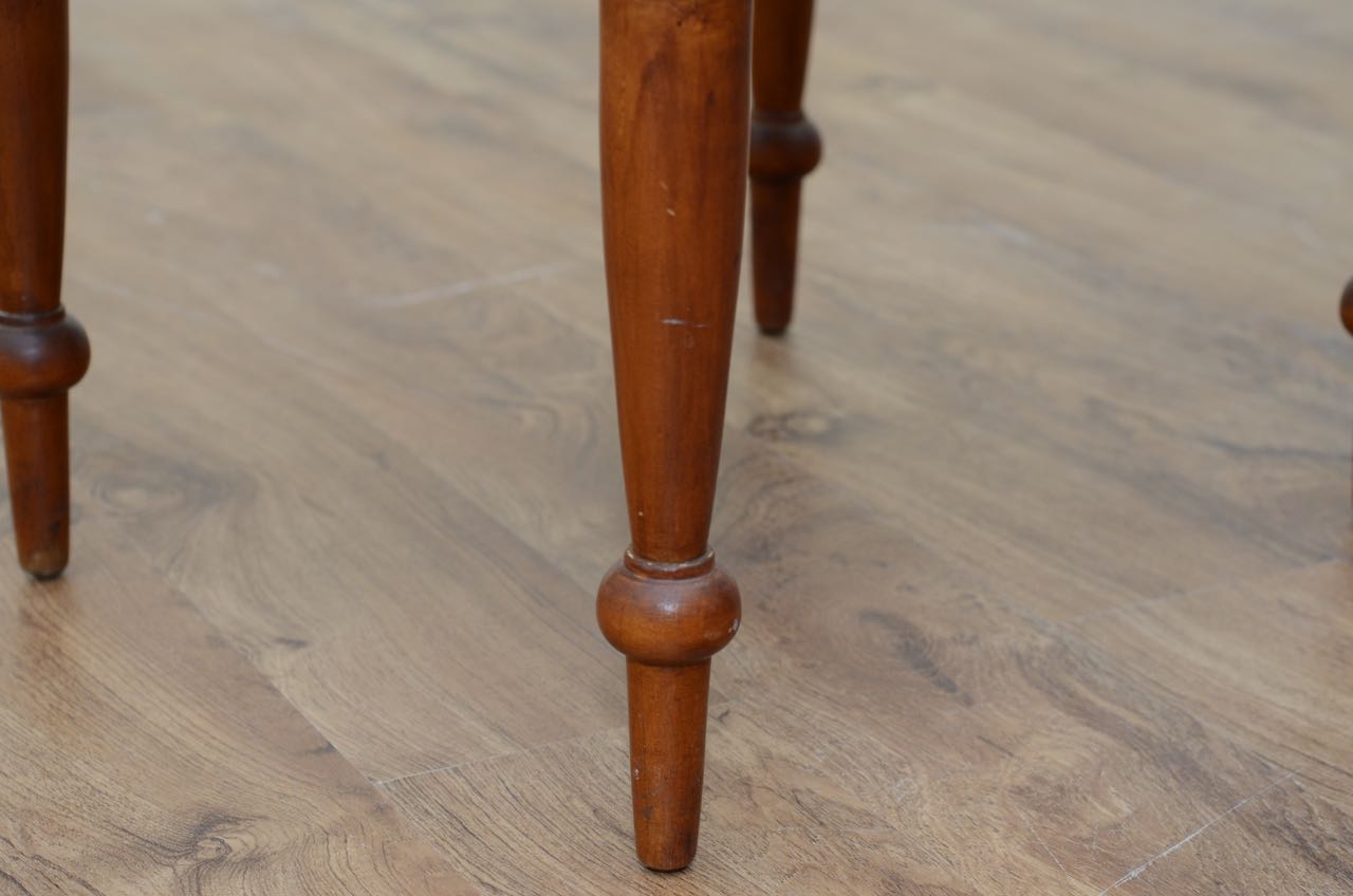 Willett "Lancaster County" Cherry Side Table EBTH