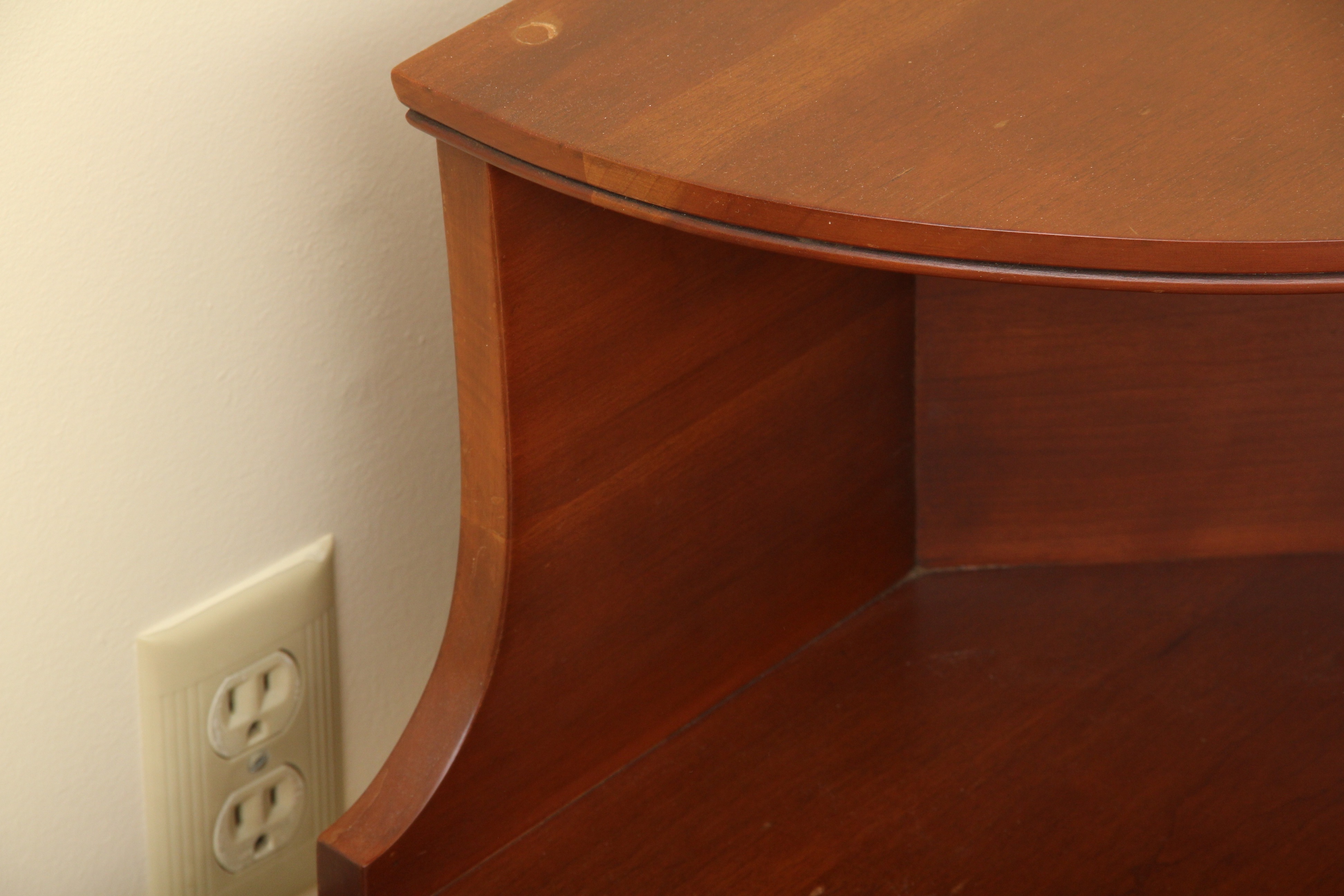 Vintage Corner Table EBTH