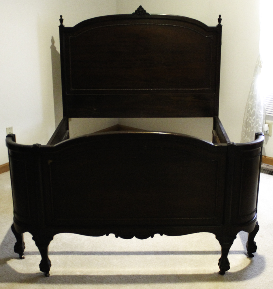 Antique Bed with WrapAround Footboard EBTH
