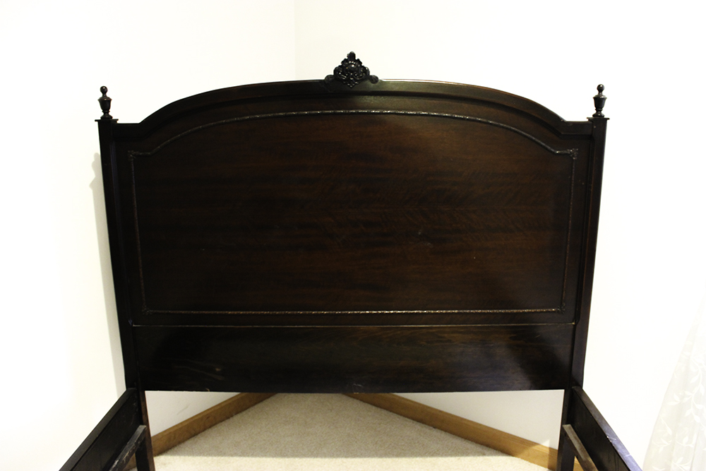 Antique Bed with WrapAround Footboard EBTH