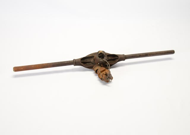 Vintage Armstrong Pipe Threader | EBTH