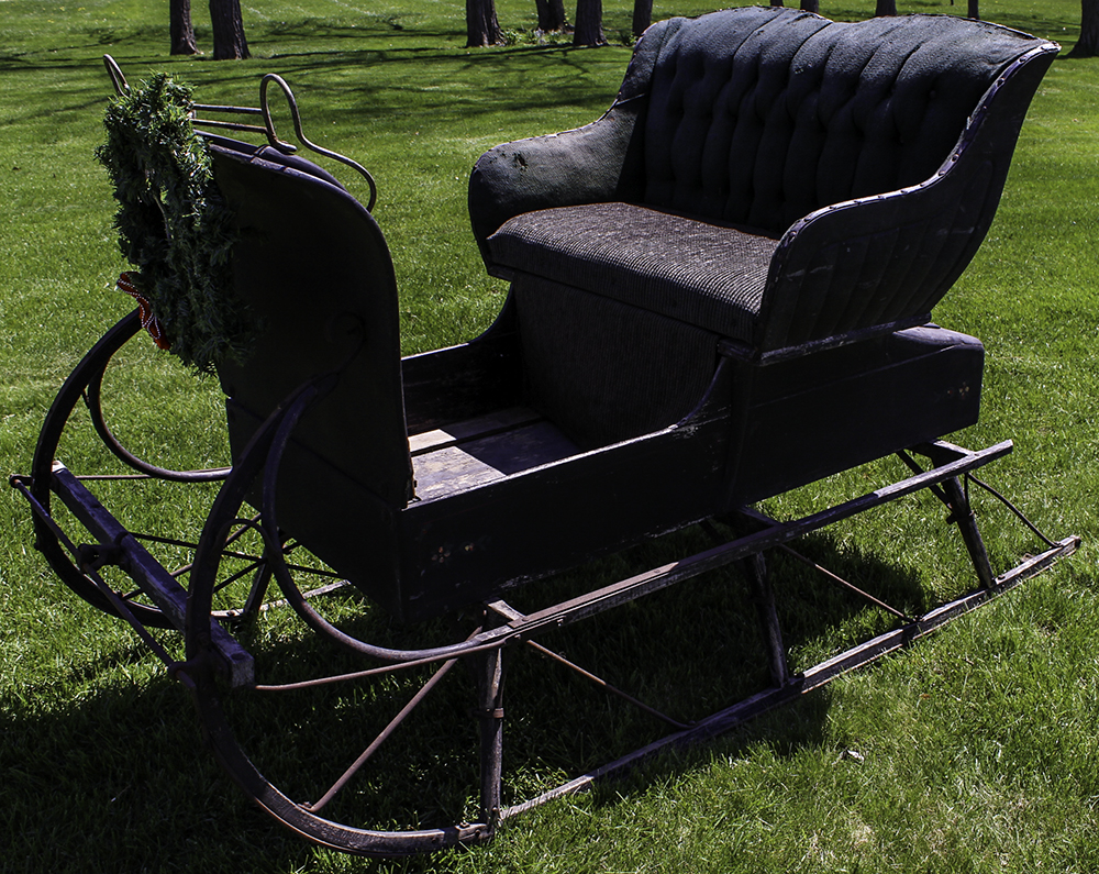 Antique Horse Drawn Sleigh | EBTH