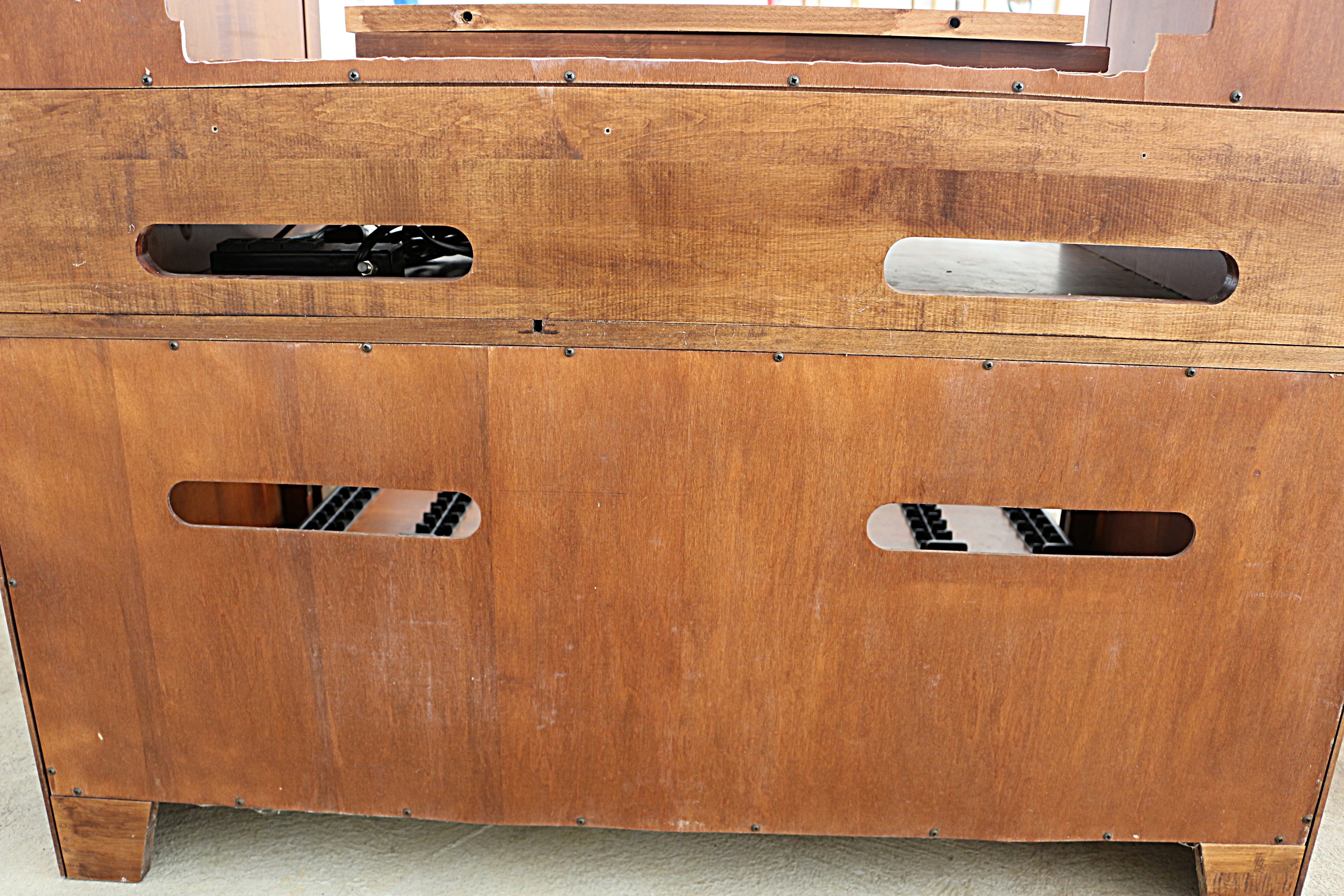 Vintage Ethan Allen Entertainment Center EBTH