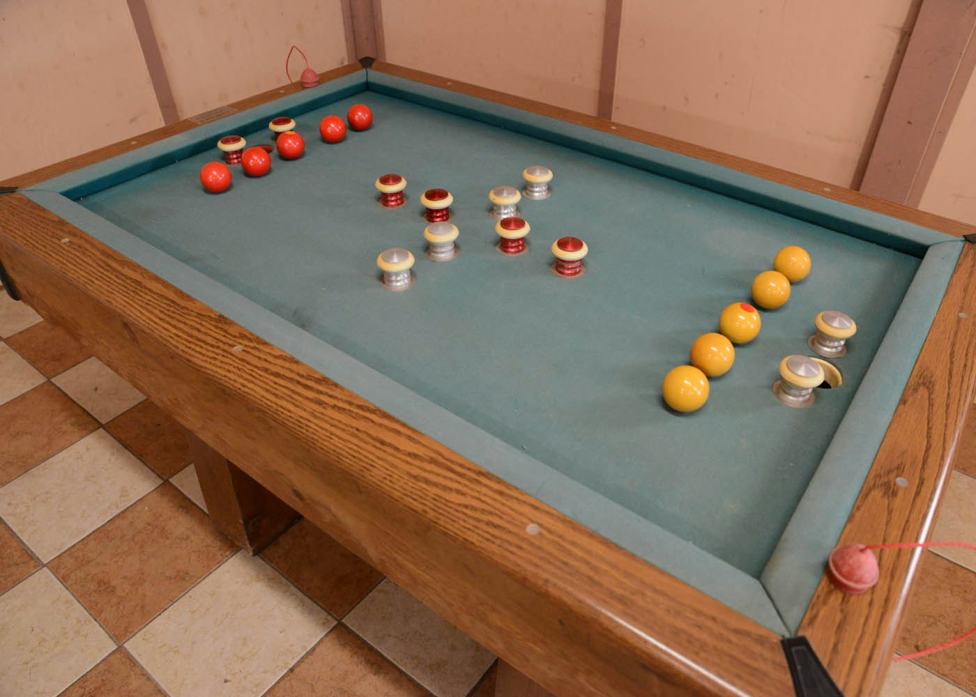 CC Steepleton Bumper Pool Table : EBTH