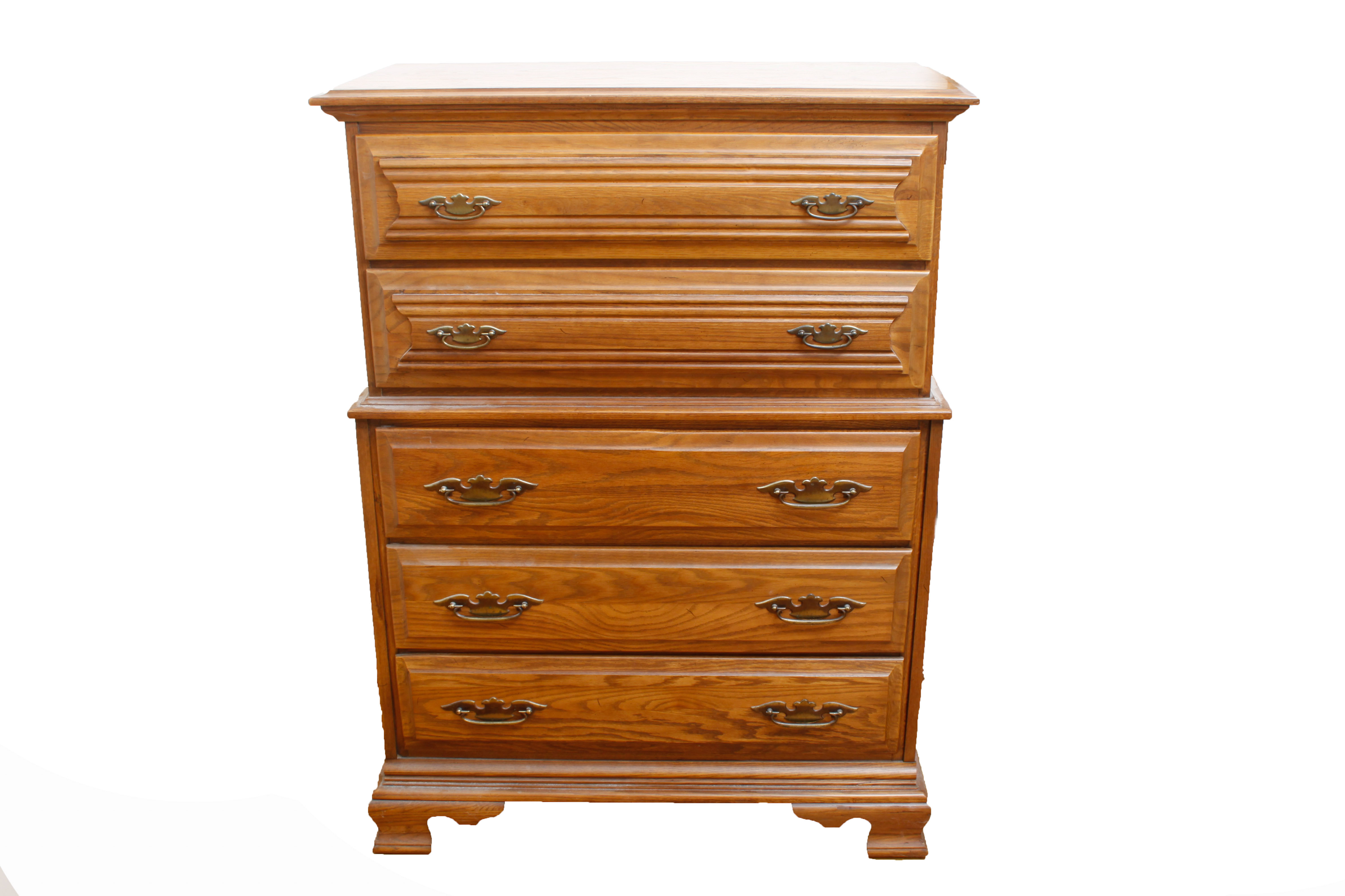 YoungHinkle Oak Chest of Drawers EBTH
