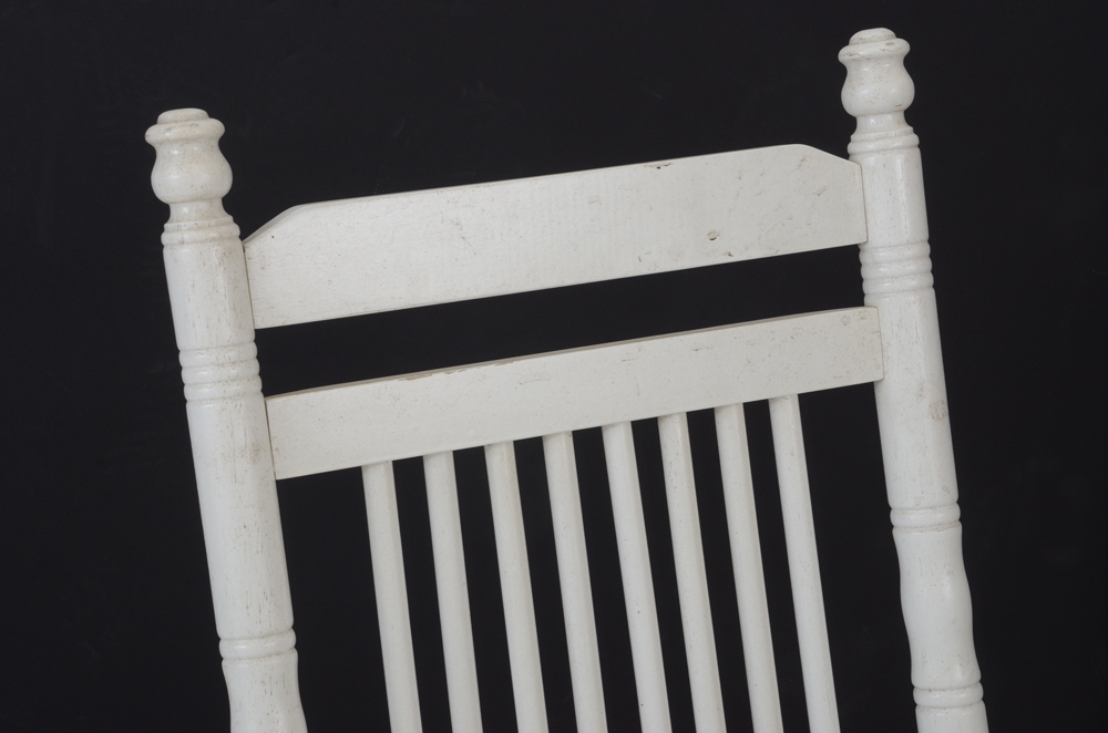 Cracker Barrel White Wooden Rocking Chair EBTH