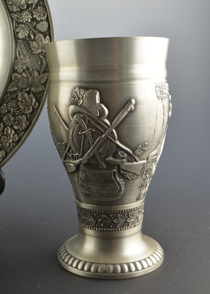 Original Zinn Becker Stuttgart Pewter Plate and Hunting ...