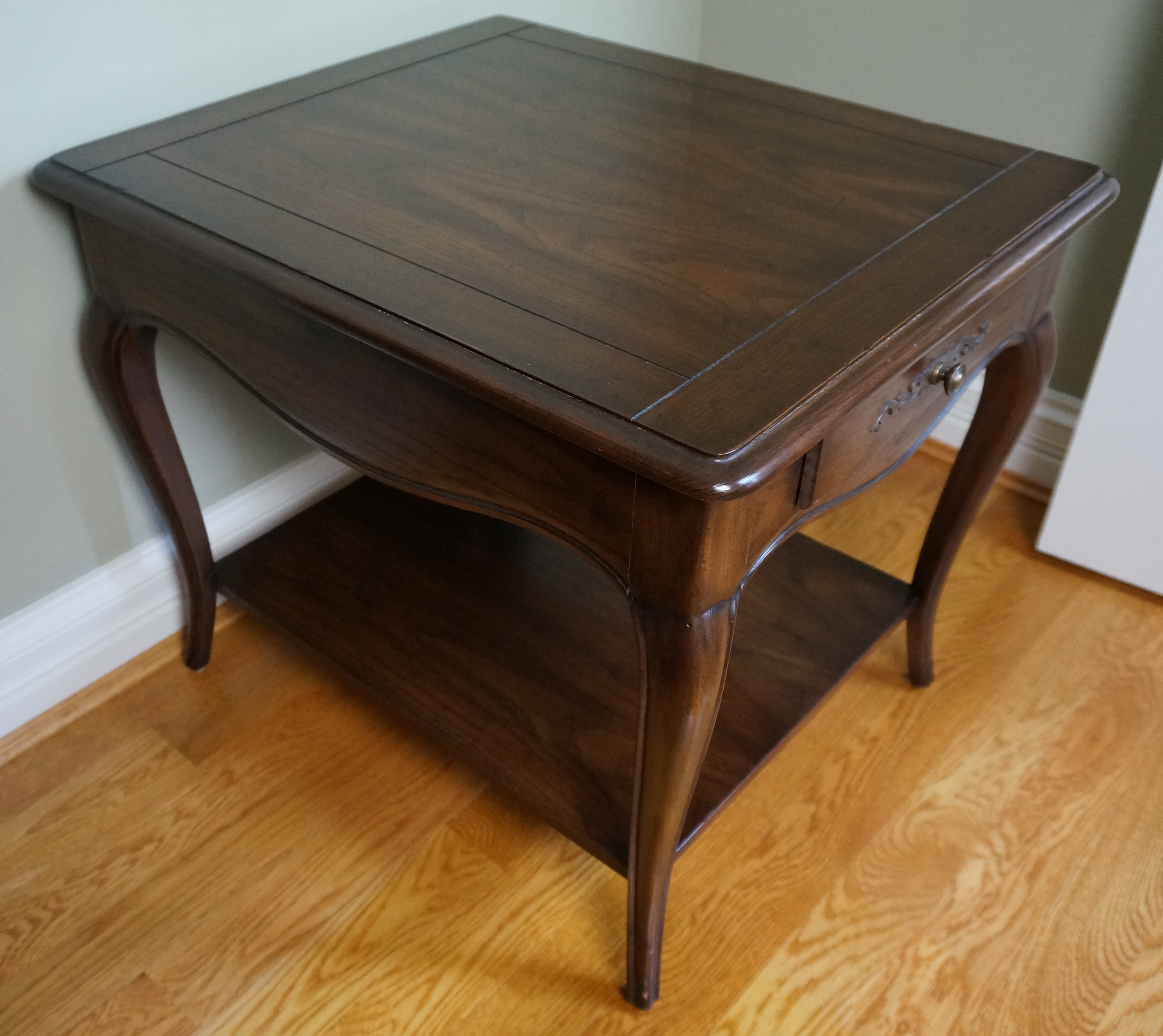 Henredon End Table EBTH