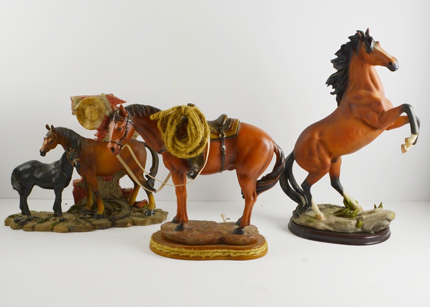 Three Resin Horse Figurines EBTH