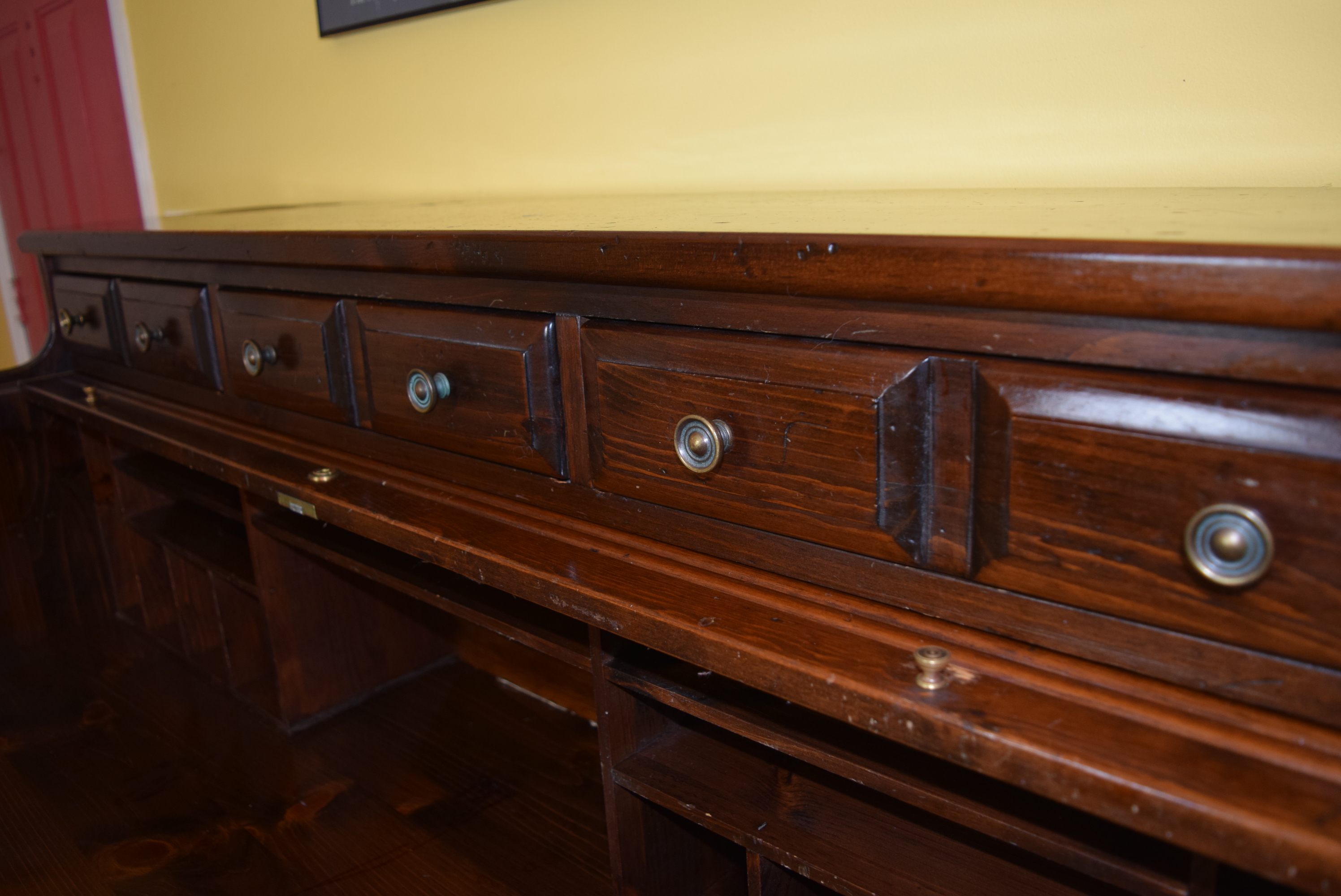 Kling Colonial Pine Rolltop Desk EBTH