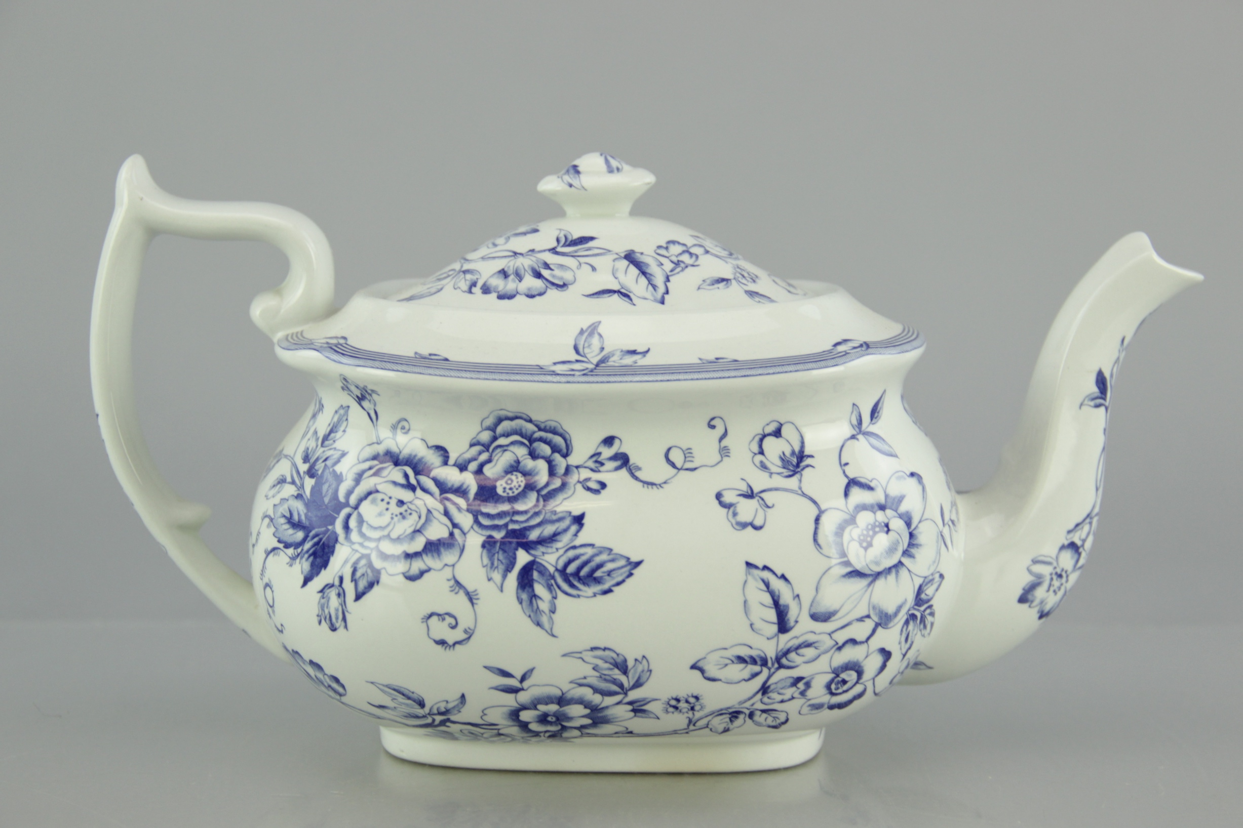 Laura Ashley Tea Set "Clifton" by Spode EBTH