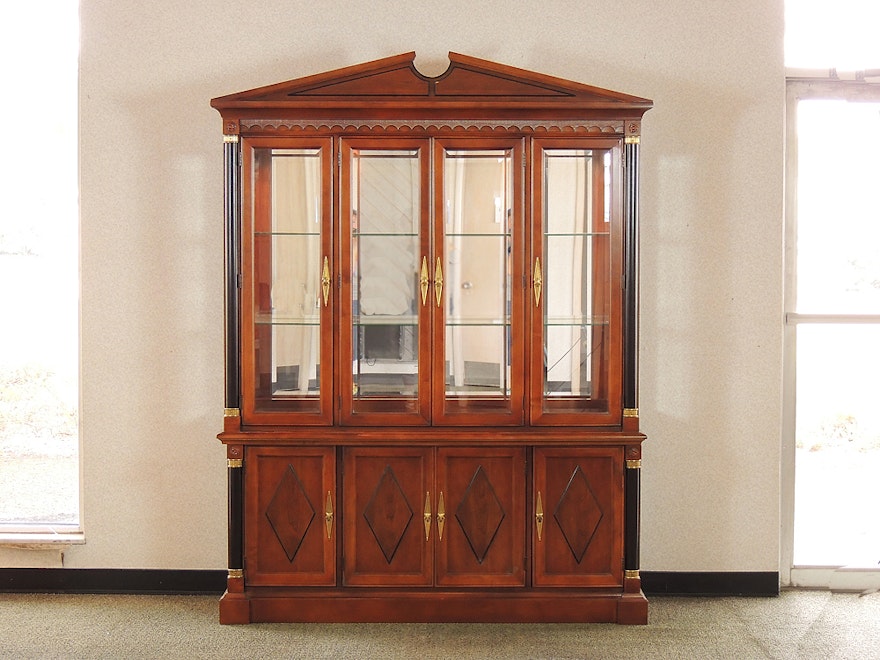 Lighted China Cabinet By Stanley Furniture Ebth