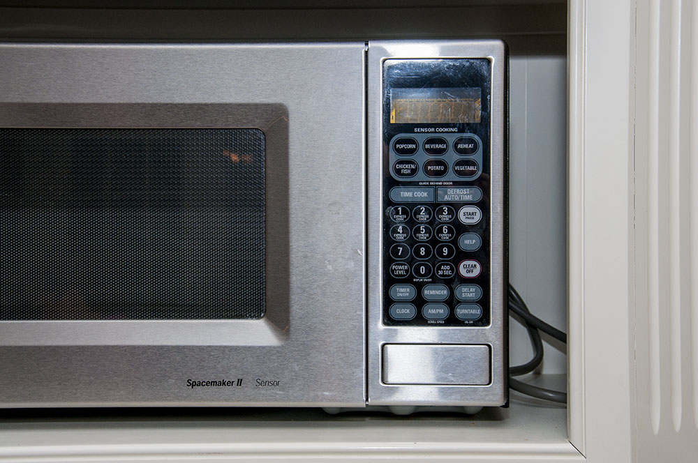 GE Profile Spacemaker Microwave EBTH