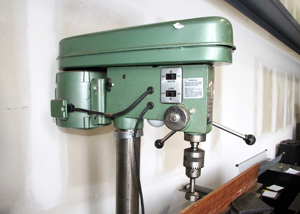 Cummins Mack 12 Speed Drill Press Ebth