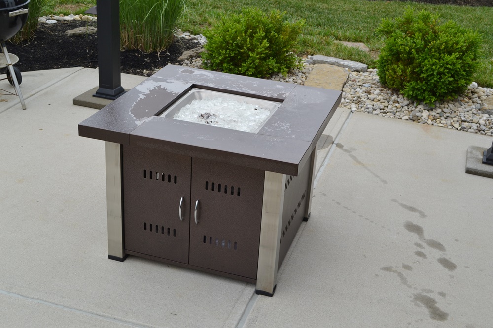 Hiland Gas Fire Pit Table EBTH