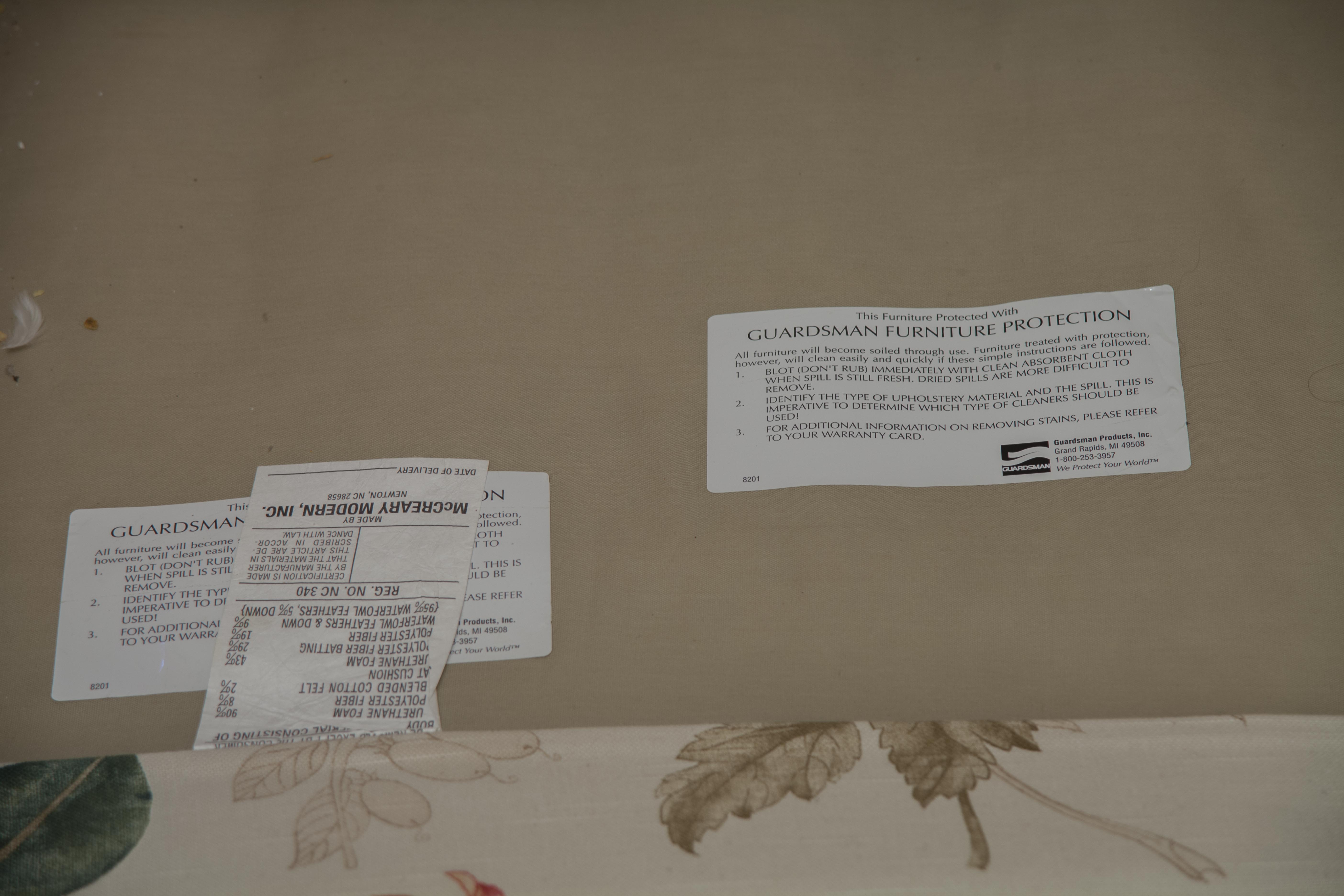 Guardsman Furniture Cream Color Sofa with Floral Design EBTH