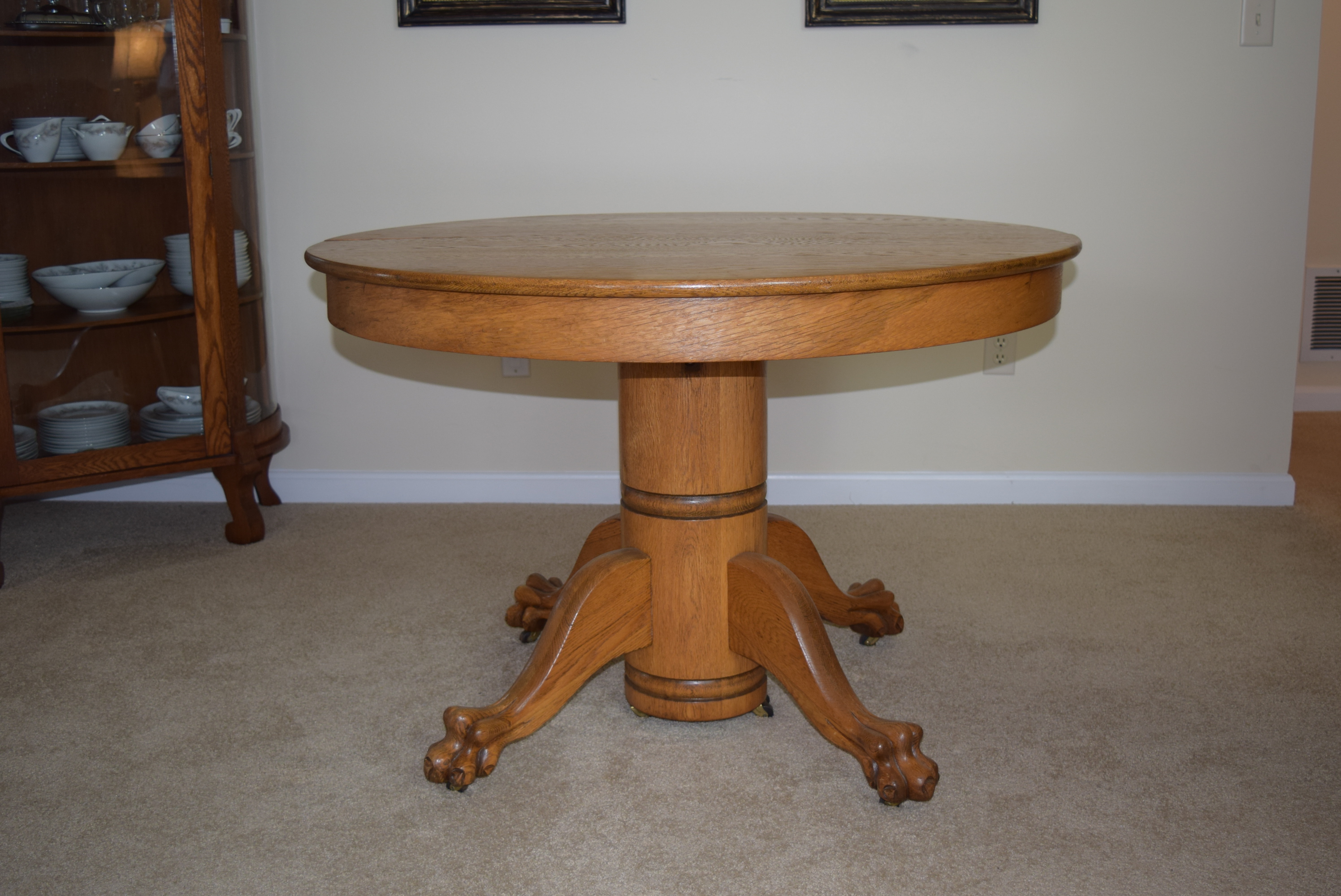 Oak Antique Claw Foot Dining Table with Eight Leaves EBTH