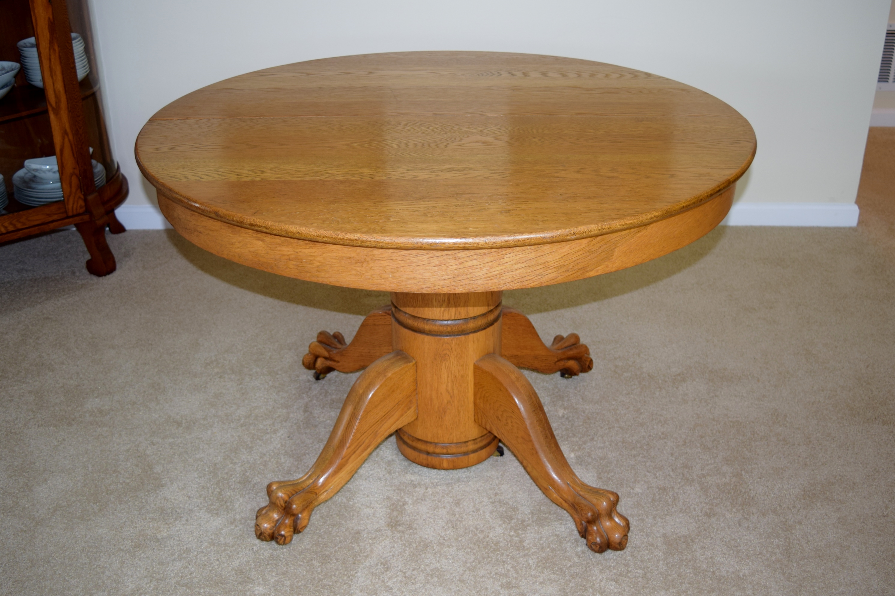 Oak Antique Claw Foot Dining Table with Eight Leaves EBTH
