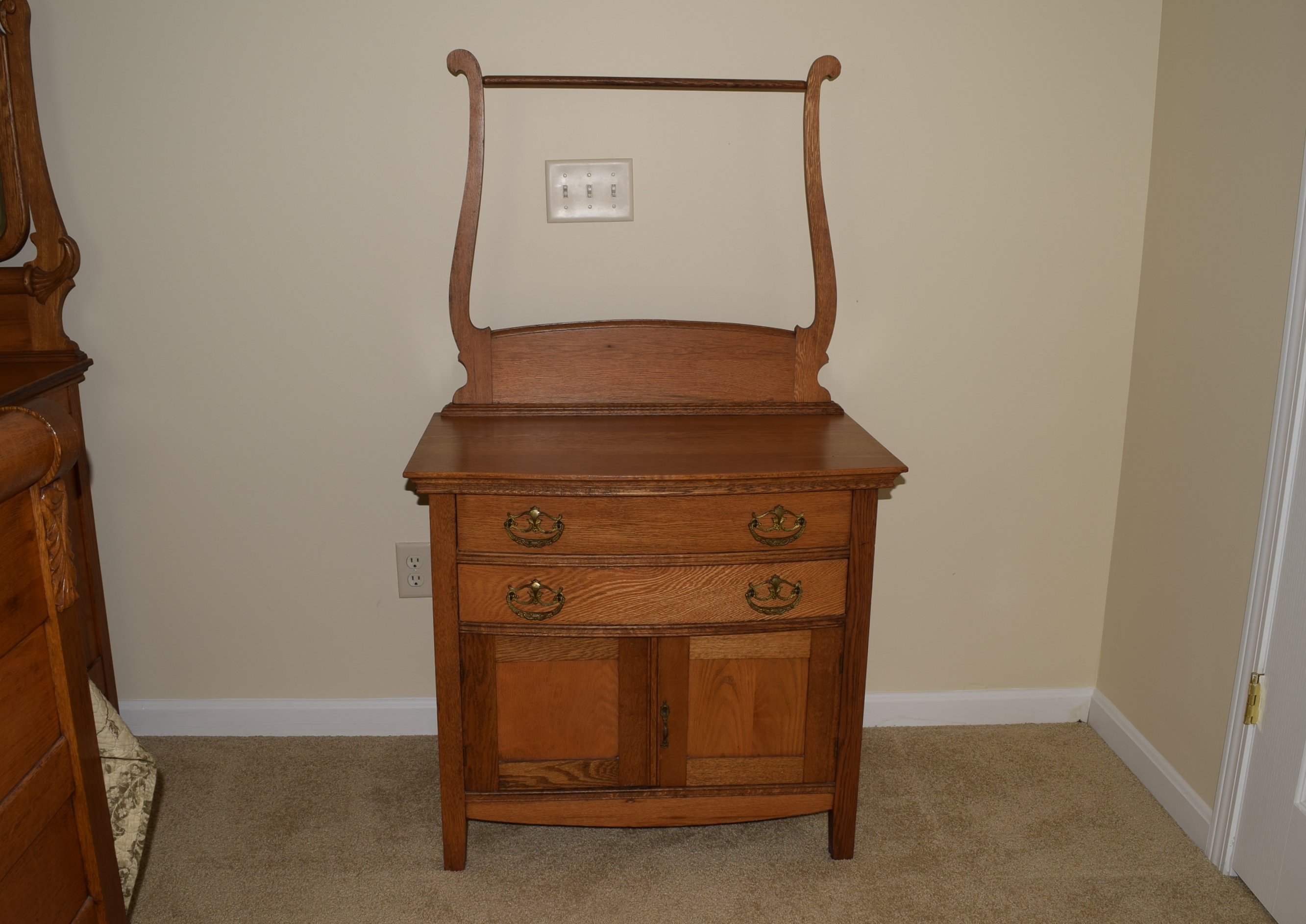 Antique Oak Washstand With Single Towel Bar EBTH