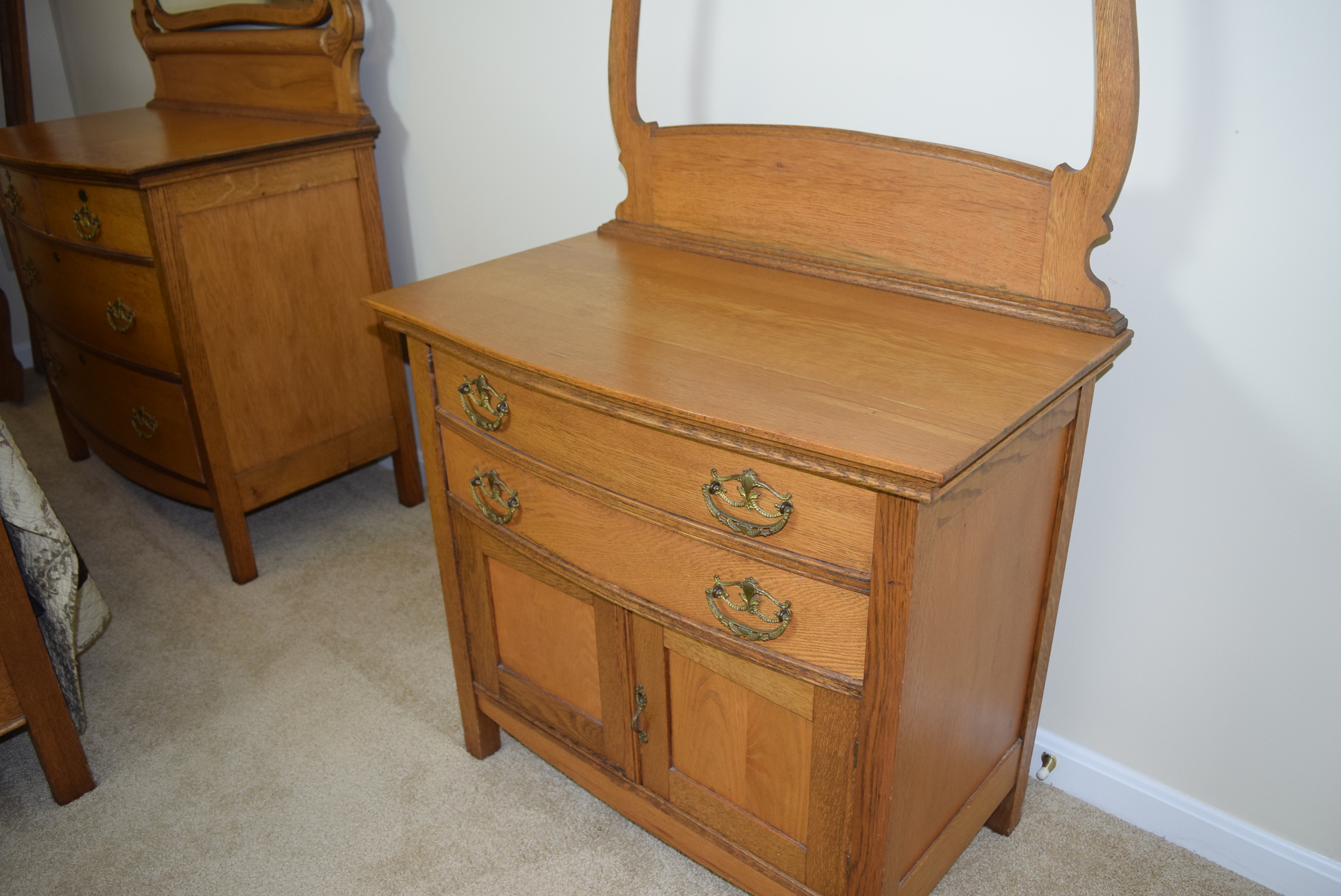 Antique Oak Washstand With Single Towel Bar EBTH