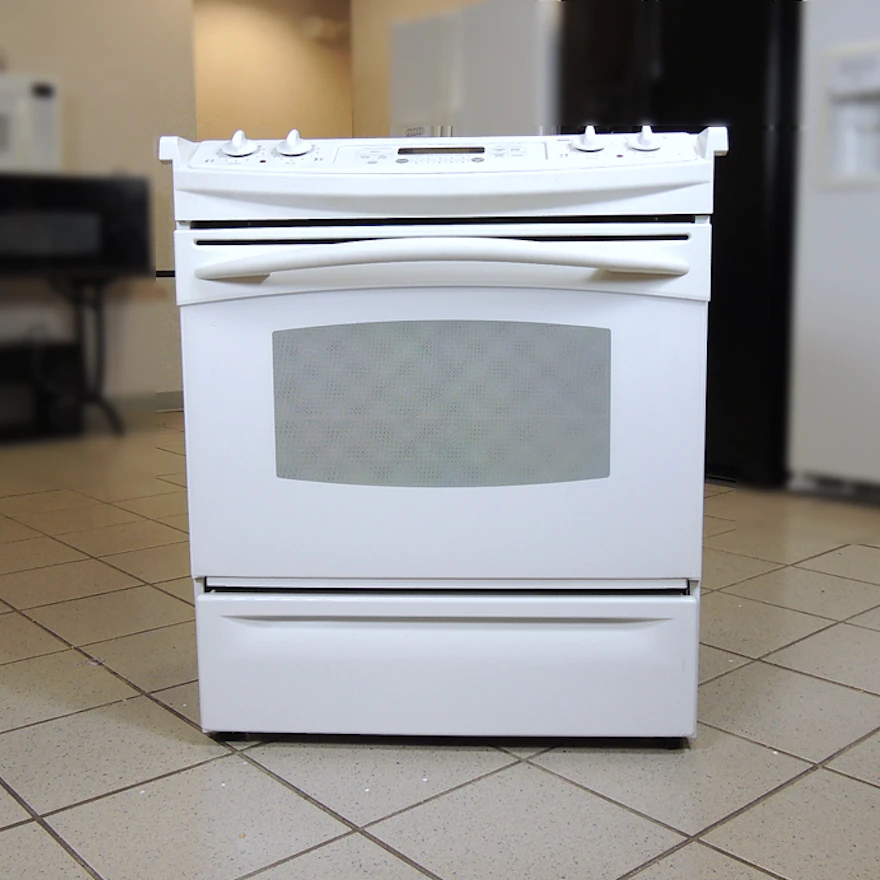 White GE Glass Top Electric Range EBTH White ge glass top electric range ebth