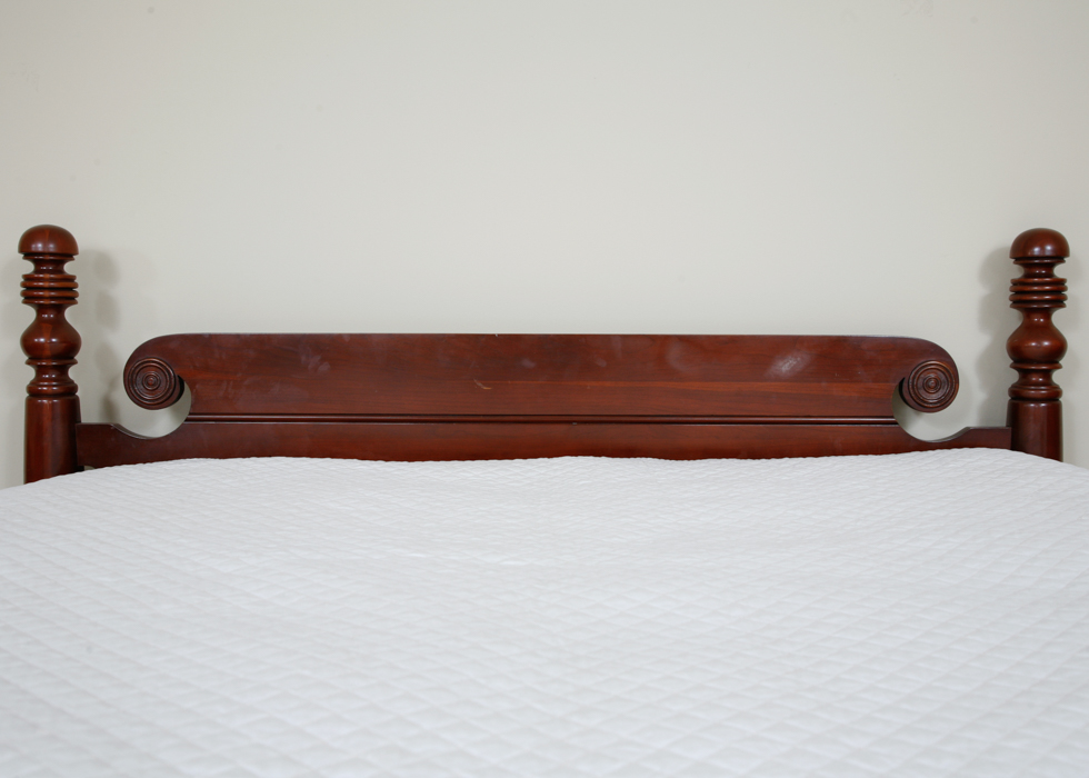 Vintage Willett Full Size Wildwood Cherry Bed Frame EBTH