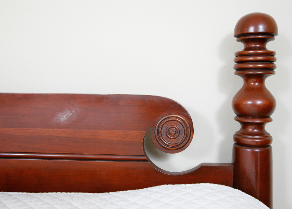 Vintage Willett Full Size Wildwood Cherry Bed Frame EBTH