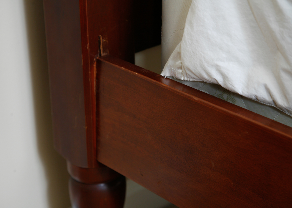 Vintage Willett Full Size Wildwood Cherry Bed Frame EBTH