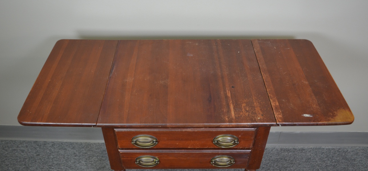 Willett Wildwood Cherry Drop Leaf Side Table EBTH